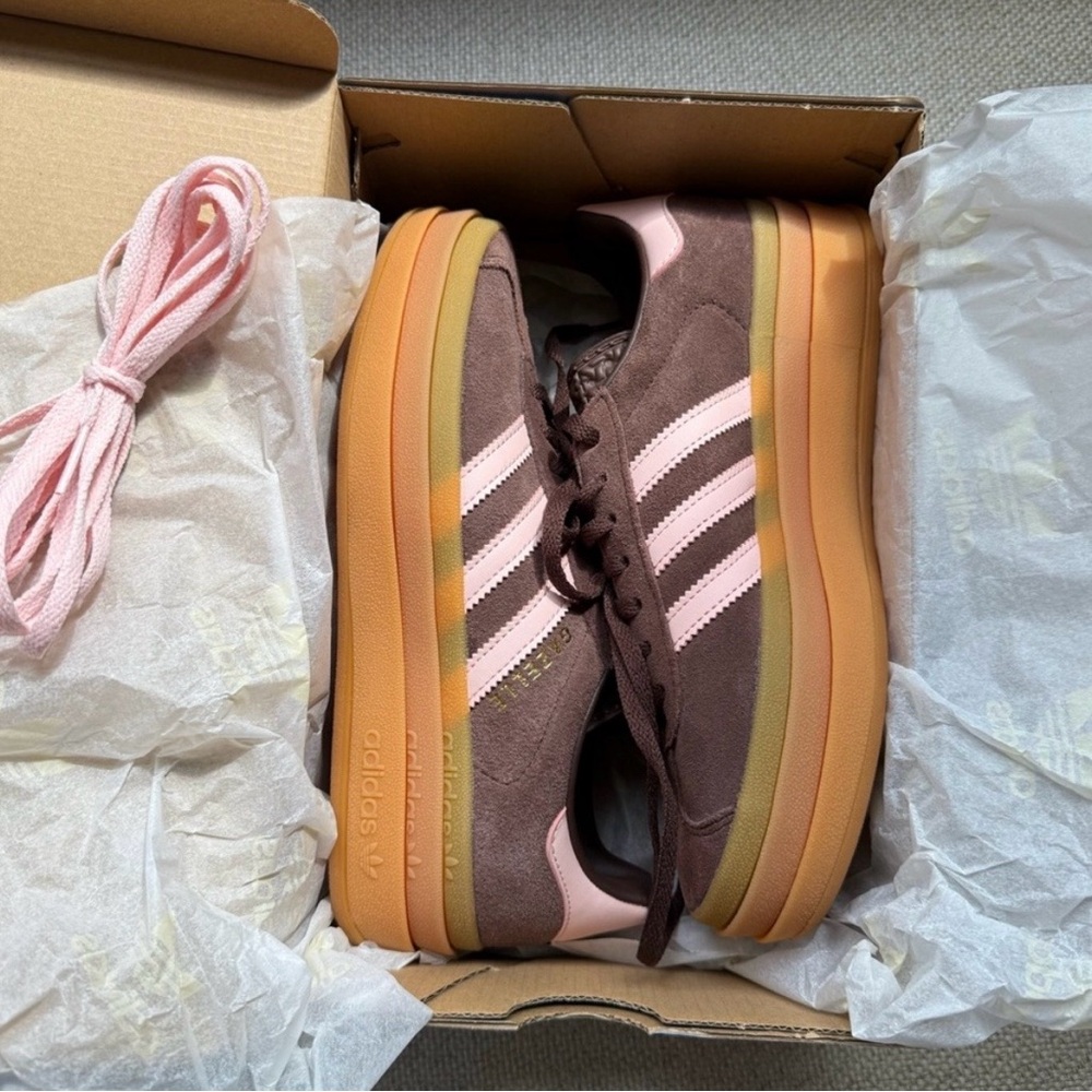 Adidas Gazelle Bold Suede Sneakers Auburn/Icey Pink W Size 6